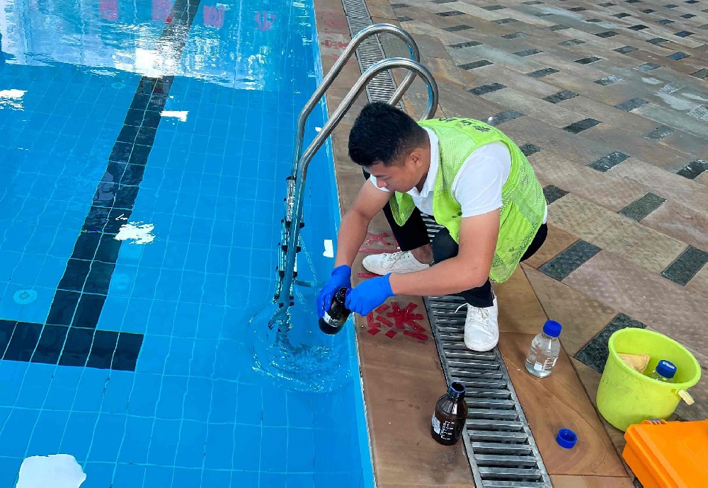 冠城世家室內游泳池水質檢測