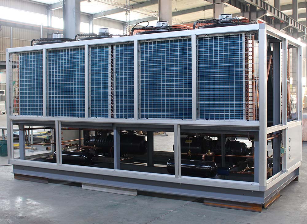 風冷模塊機組1.jpg 風冷模塊機組1.jpg